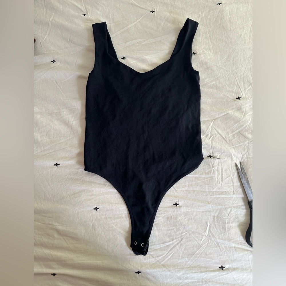 Free People Clean Lines Bodysuit Black Size XS/S Never Worn Perfect Condition - Picture 9 of 10
